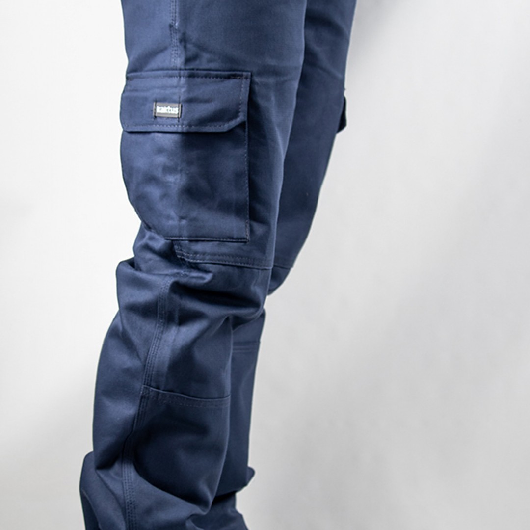 pantalon-cargo-azul-marino