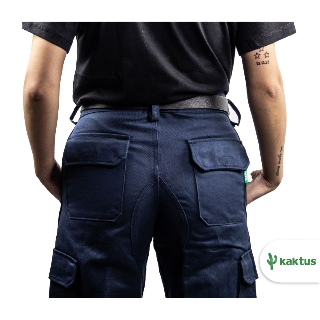 pantalon-cargo-azul-marino